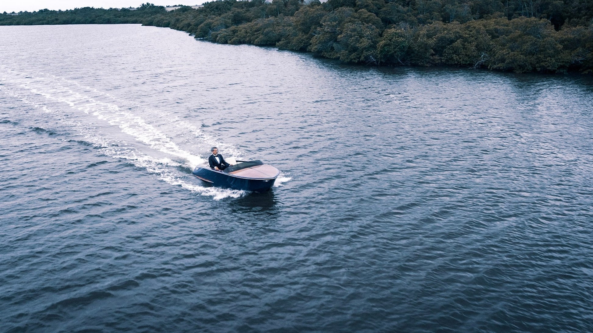 Beau Lake Electric Runabout - TheArsenale